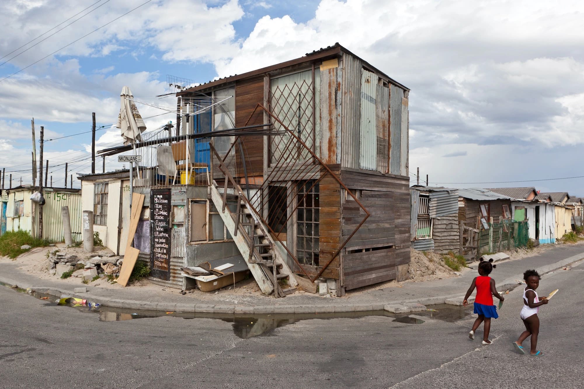 Empower Shack, U–TT