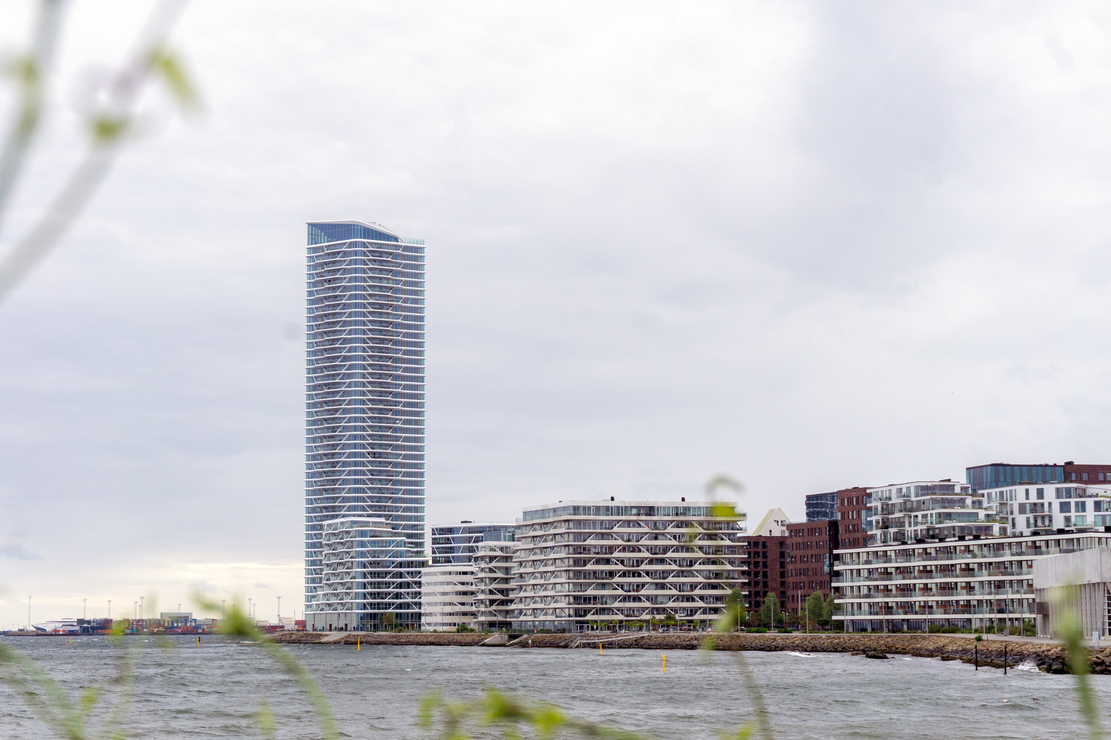 Lighthouse på Aarhus Ø set fra Risskov