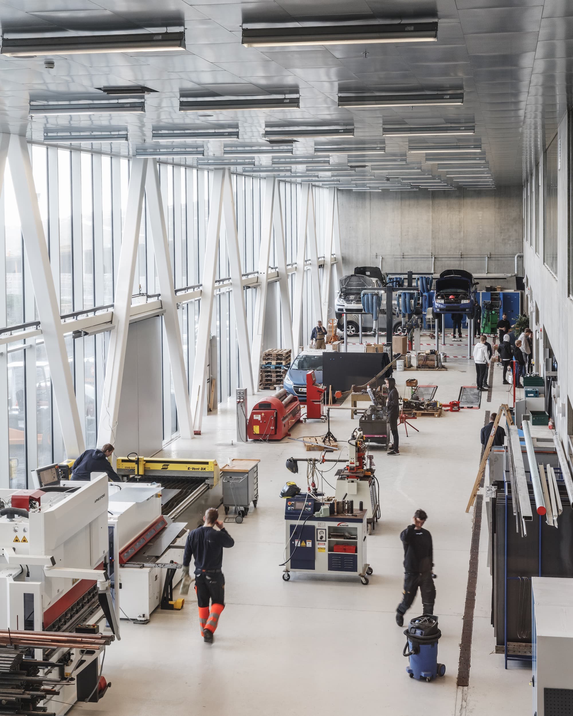 Glasir Education Center, BIG