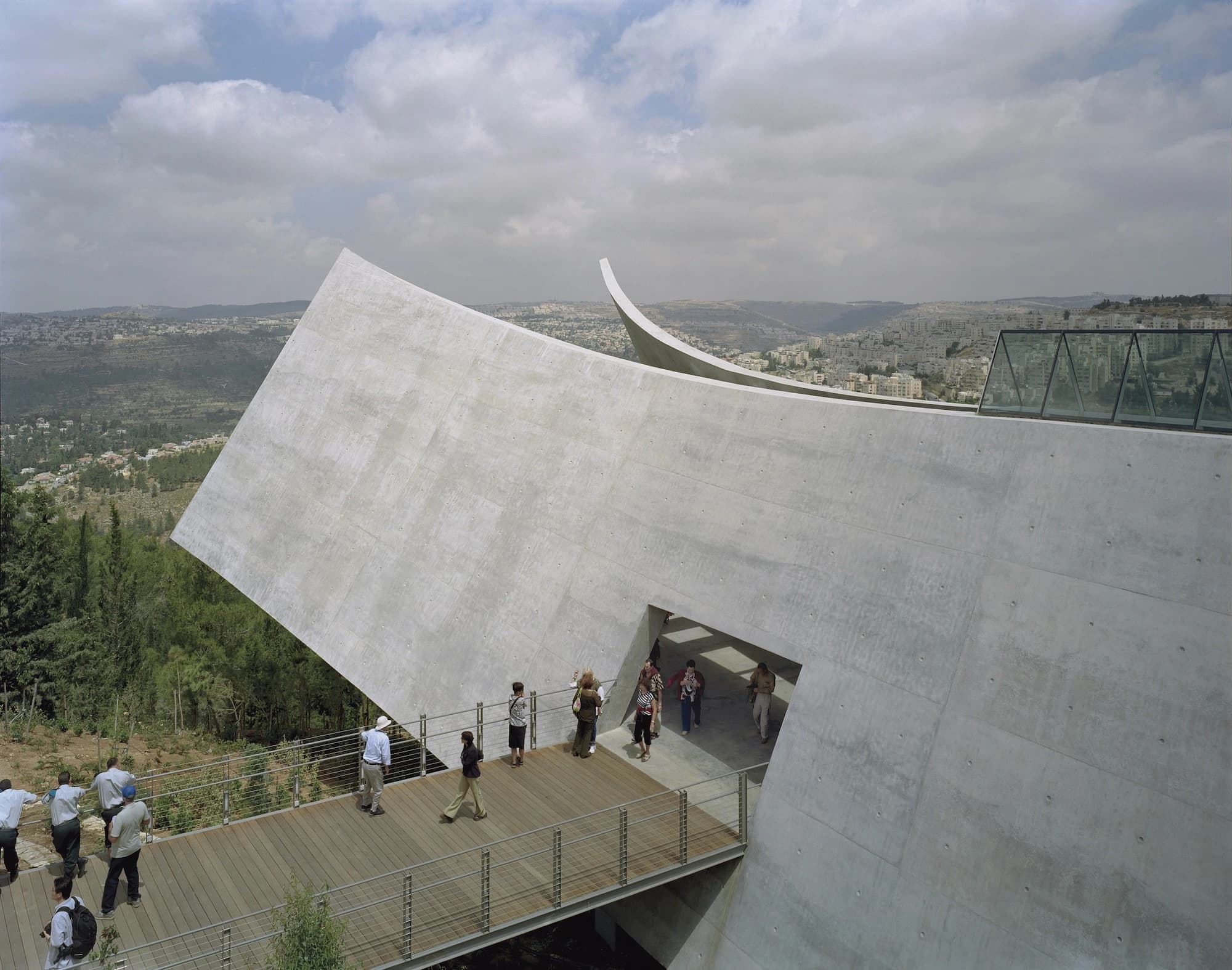 Yad Vashem, Moshe Safdie Architects