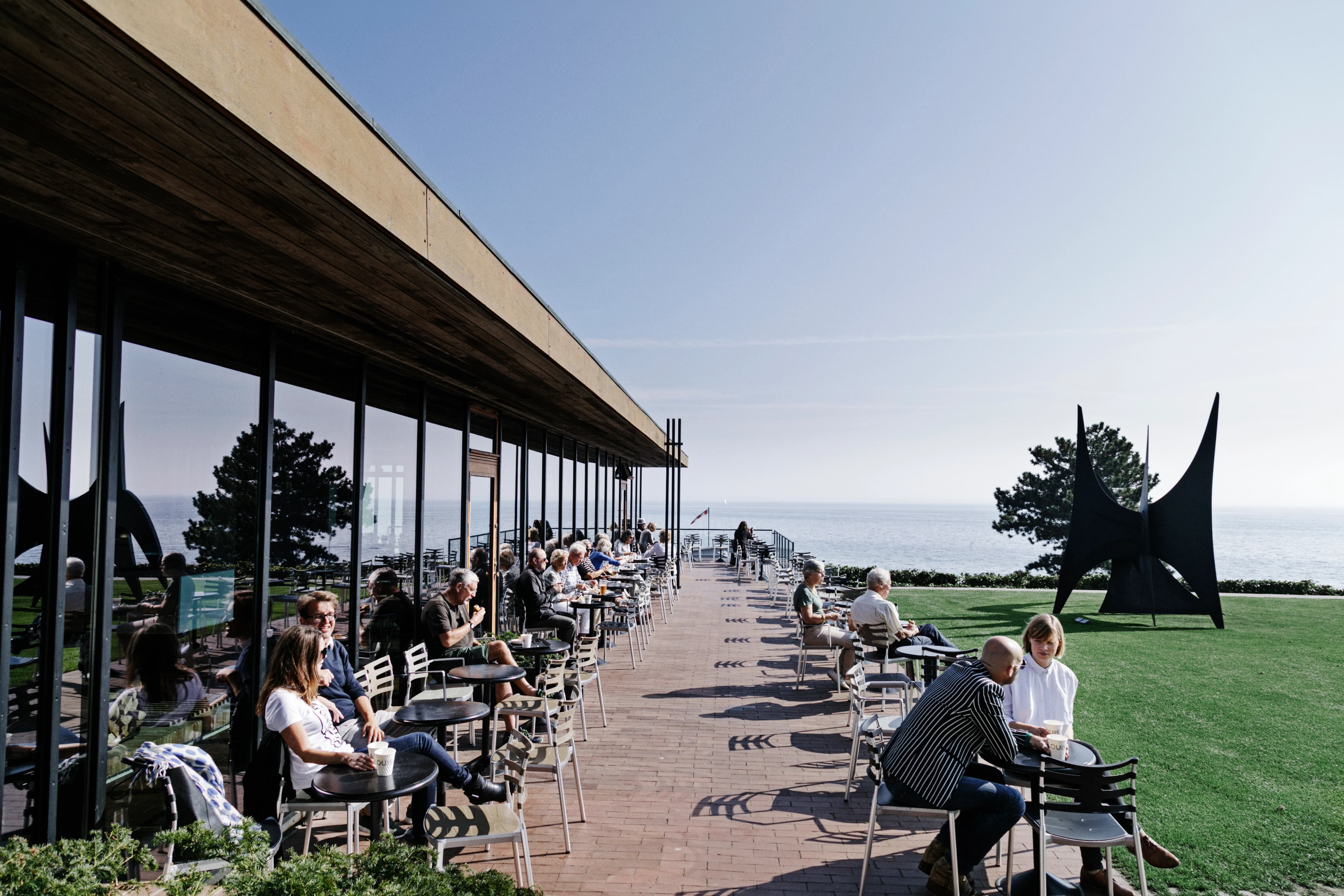 Louisianas café set udefra