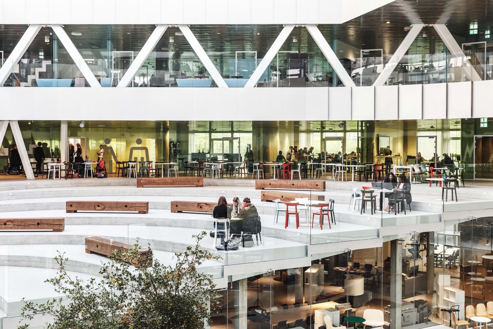 Glasir Education Center, BIG