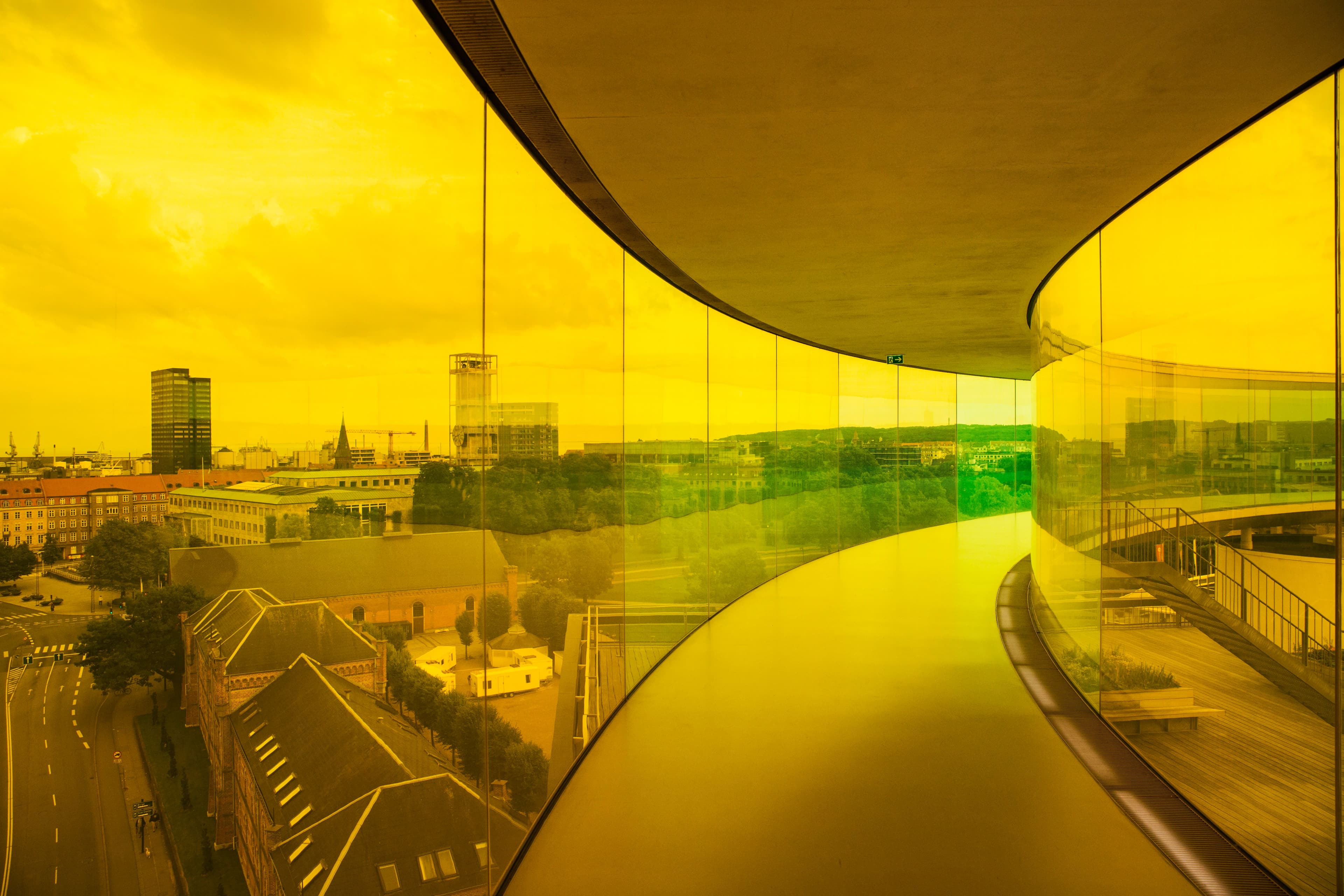 indvendigt i Regnbuen på toppen af Aros - Your rainbow panorama