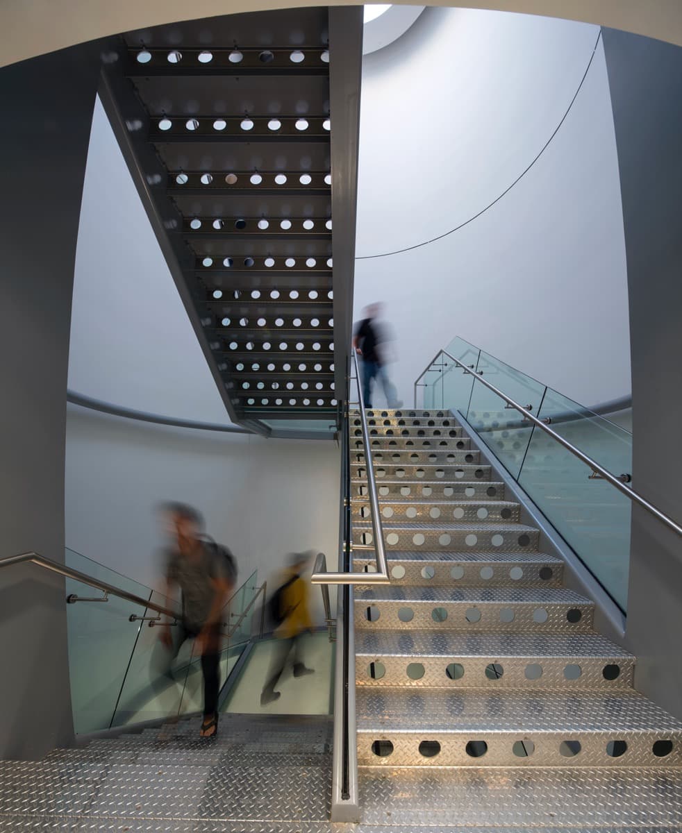 Taubman Complex, Morphosis