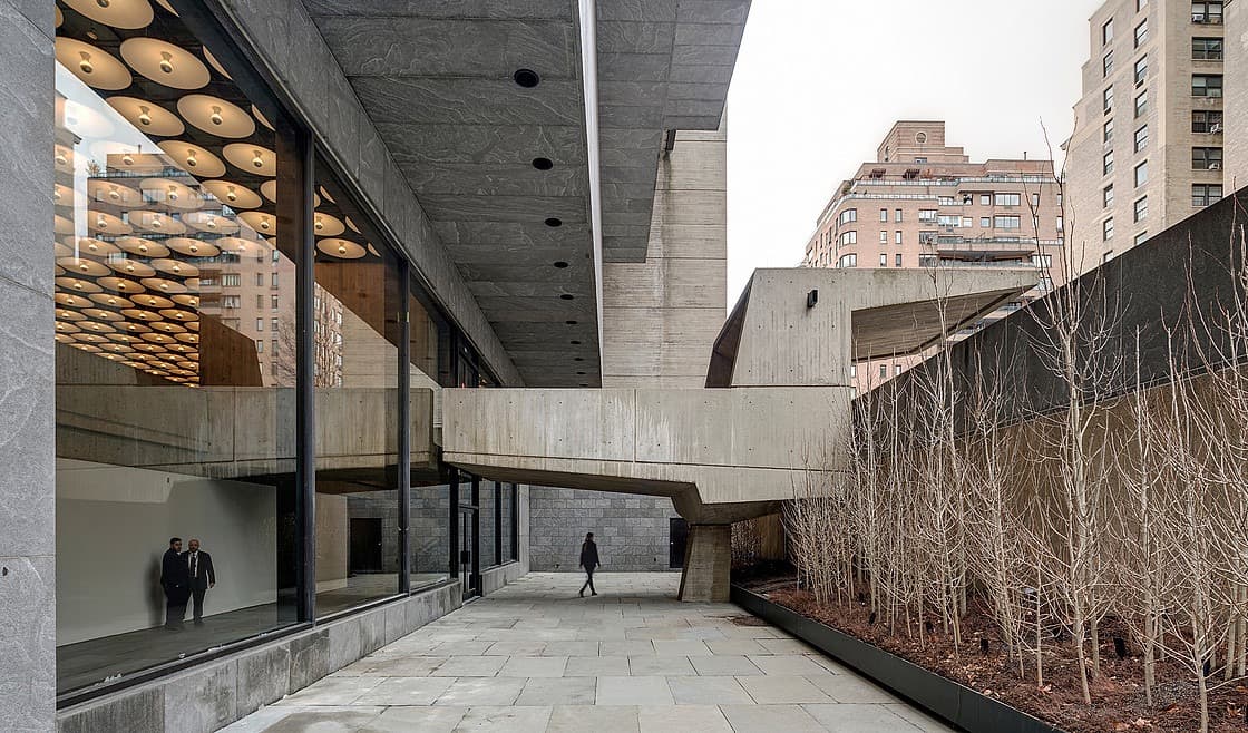 Met Breuer, Beyer Blinder Belle