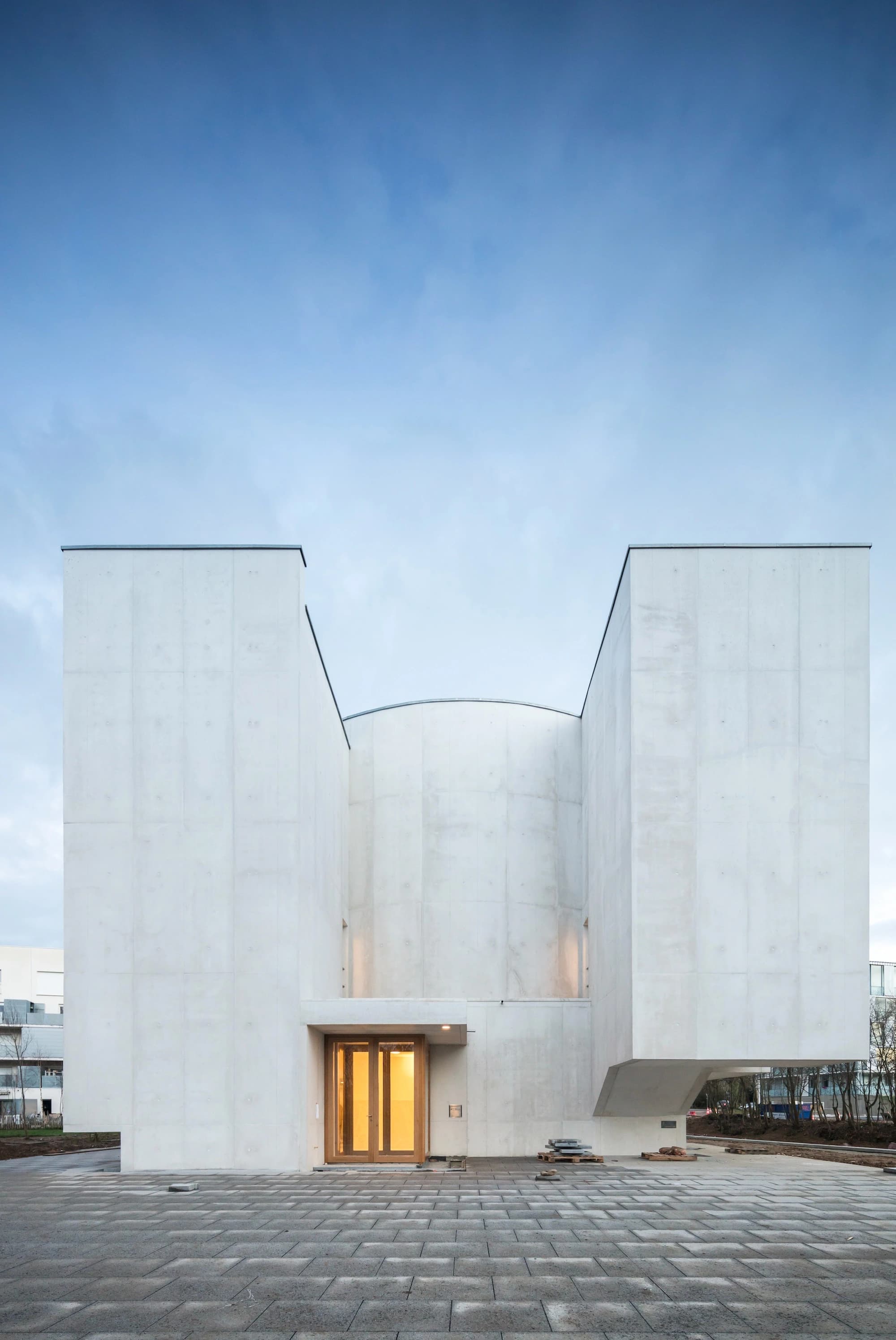 Church of Saint-Jacques-de-la-Lande, Alvaro Siza