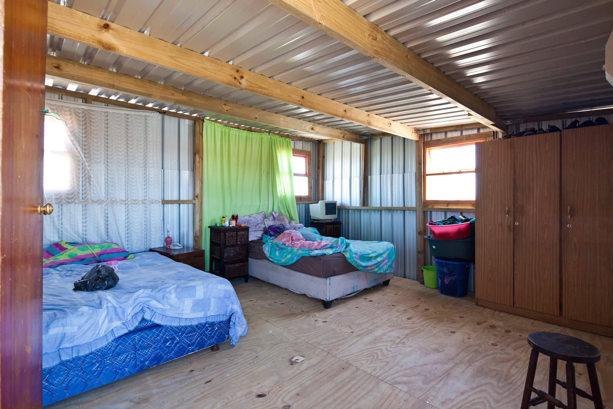 Empower Shack, U–TT