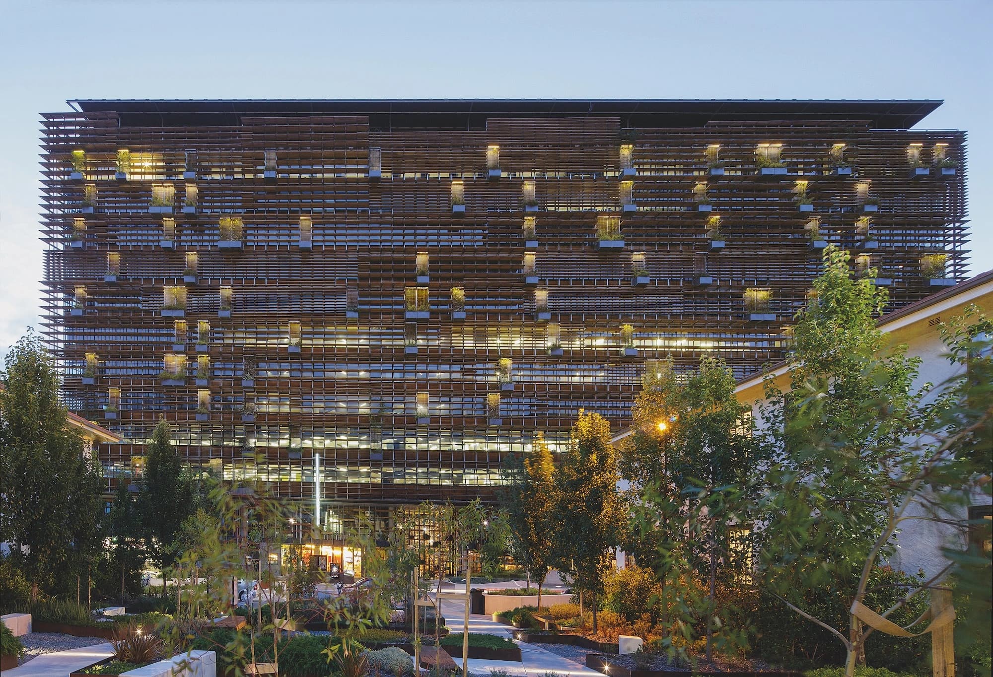 Nishi Building, Molonglo Group