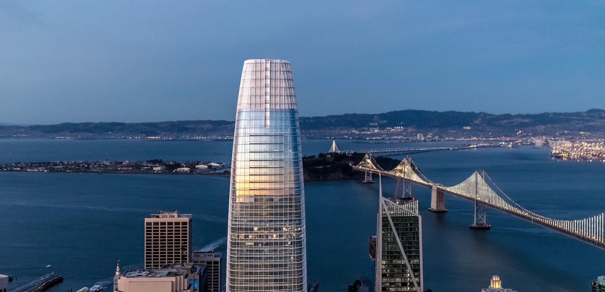 Salesforce Tower, Pelli Clarke Pelli Architects