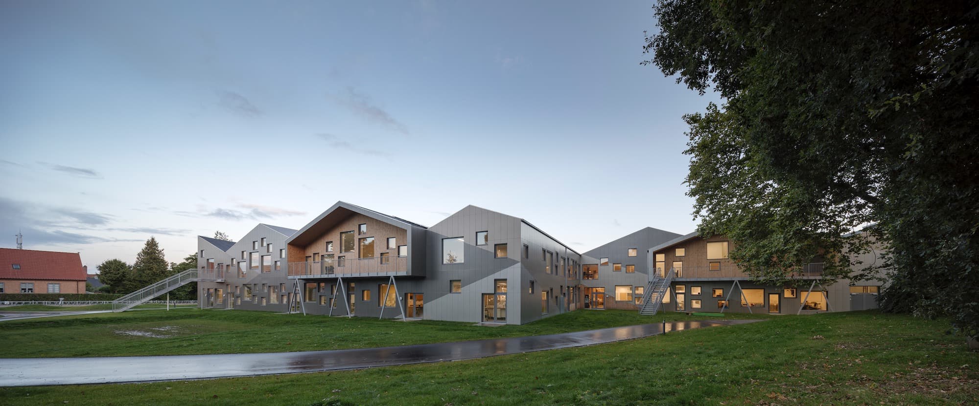 Skovbakkeskolen, CEBRA