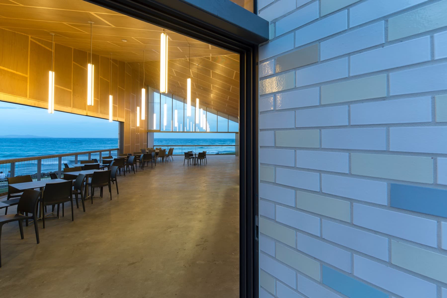 Kempsey Crescent Head Surf Lifesaving Club, Neeson Murcutt Architects