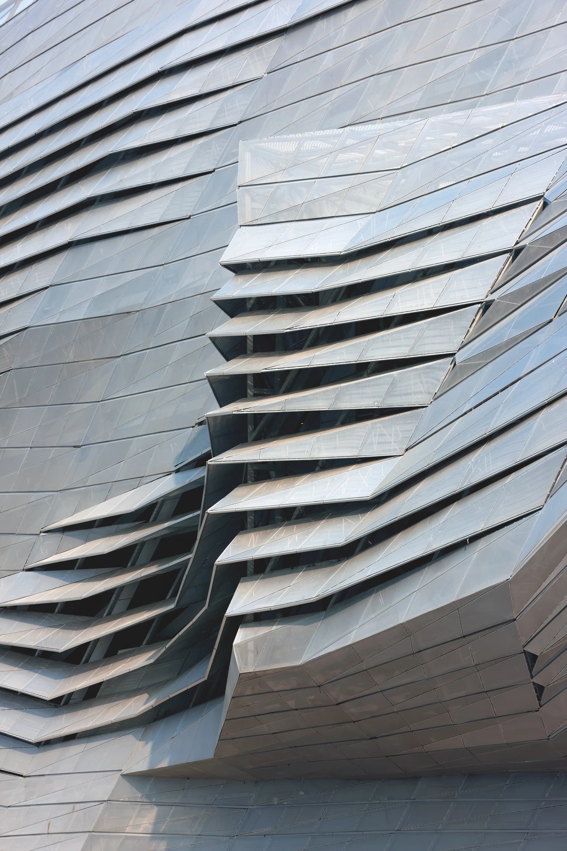 Dalian International Conference Center, Coop Himmelb(l)au