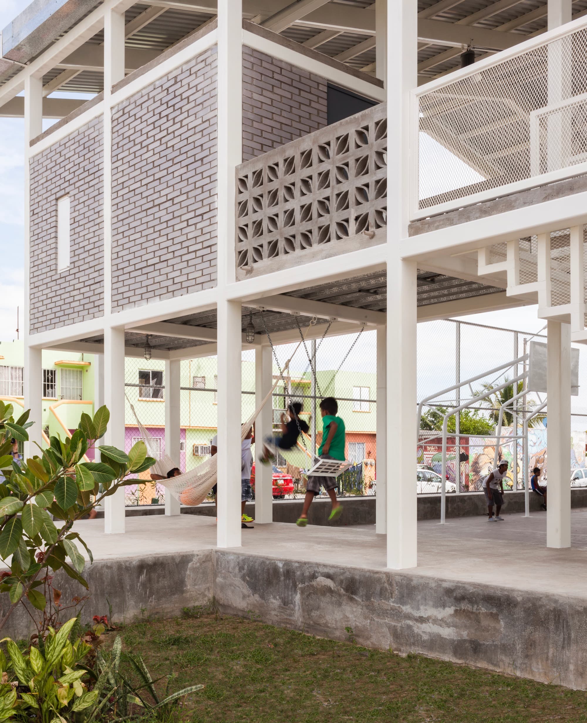 Court, Rozana Montiel