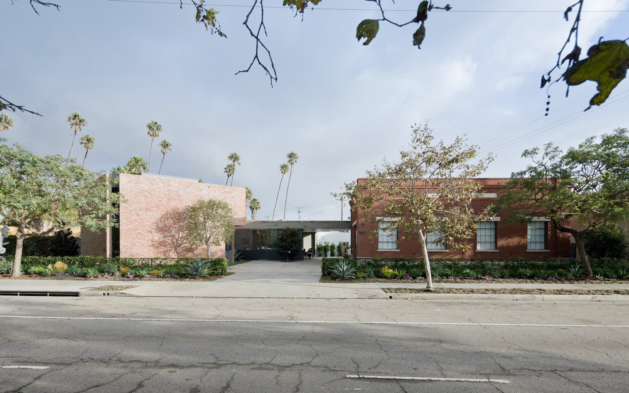 L&M Arts, wHY Architecture