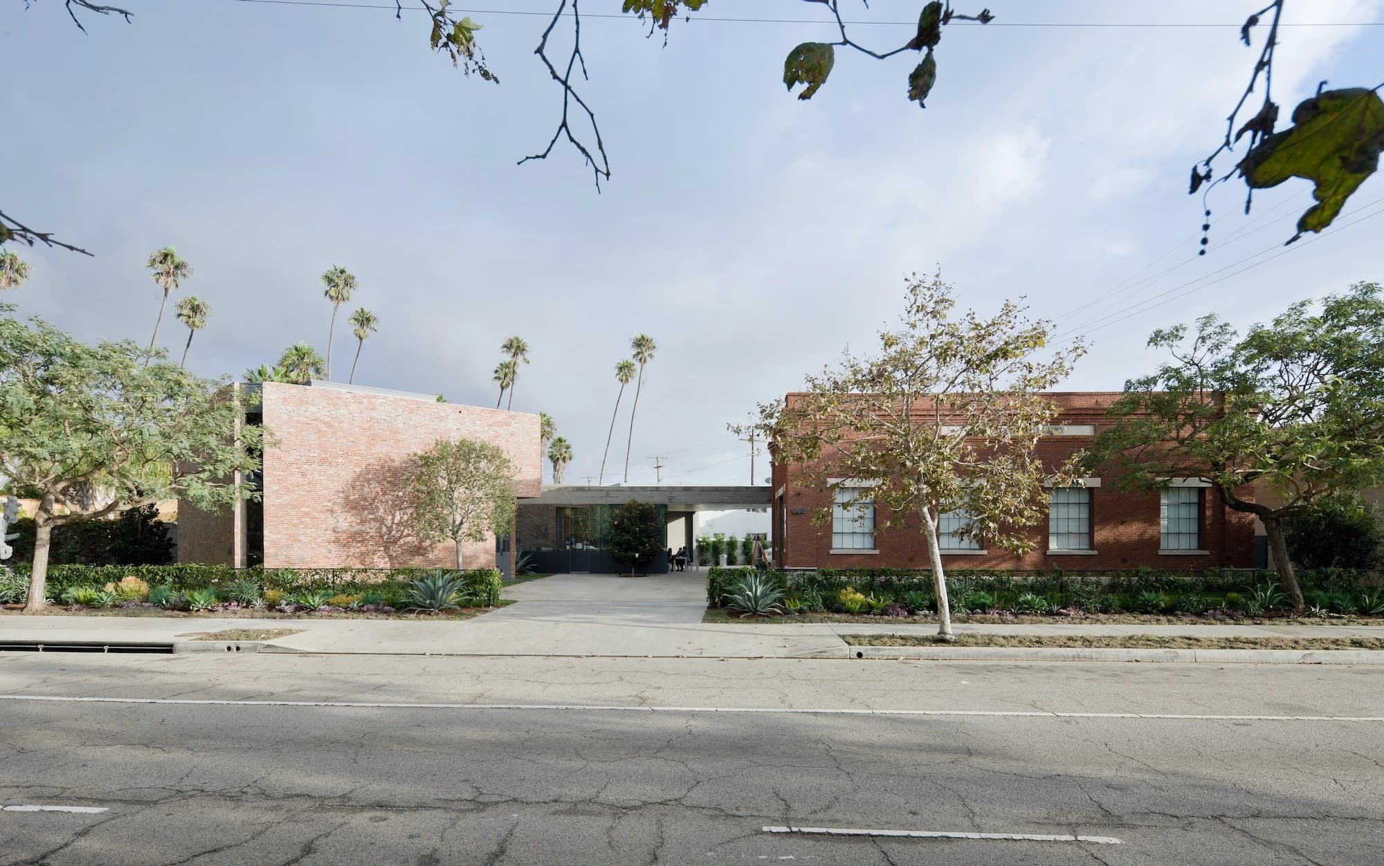 L&M Arts, wHY Architecture