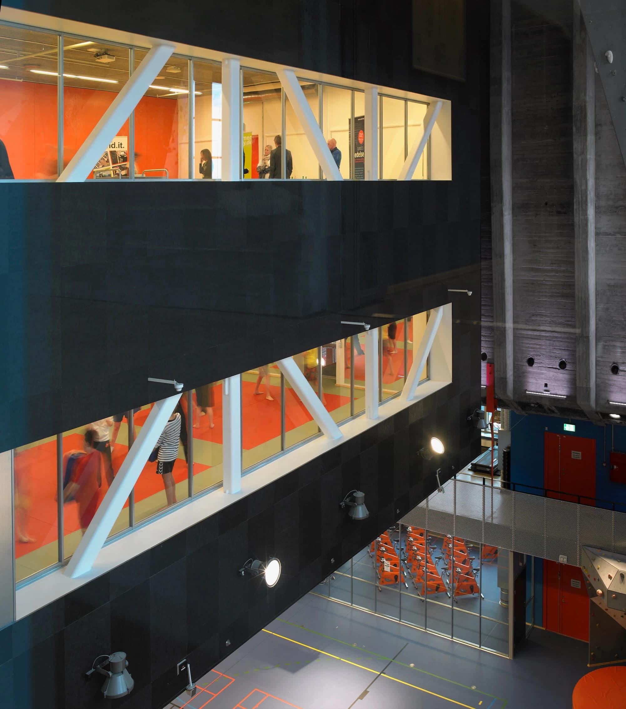 Meeting & music cube