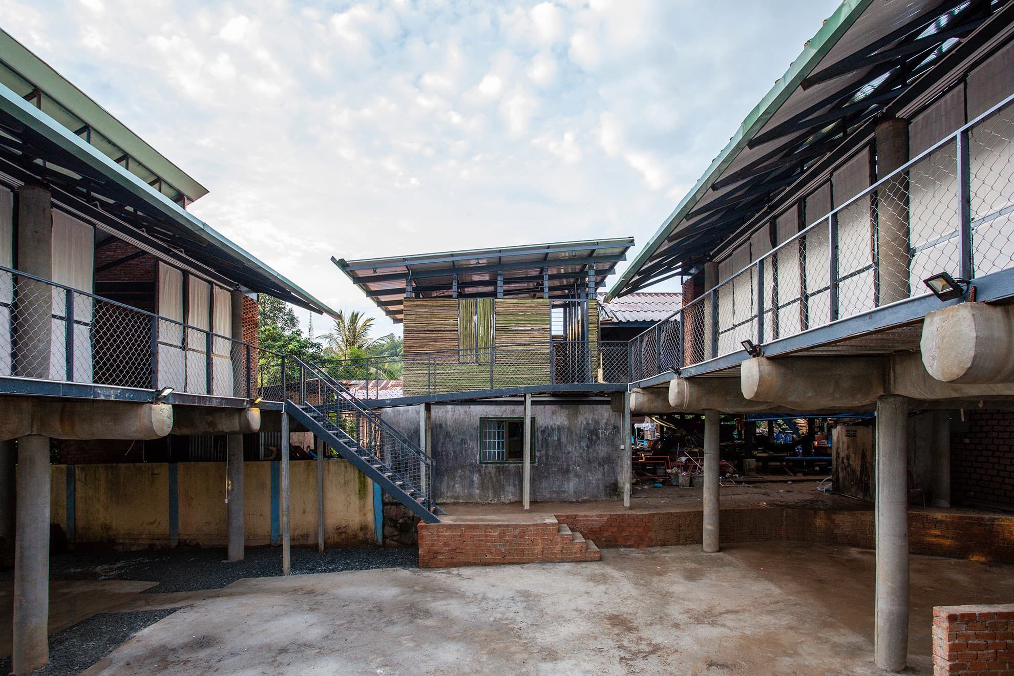 Bomnong L'Or Centre, Orkidstudio