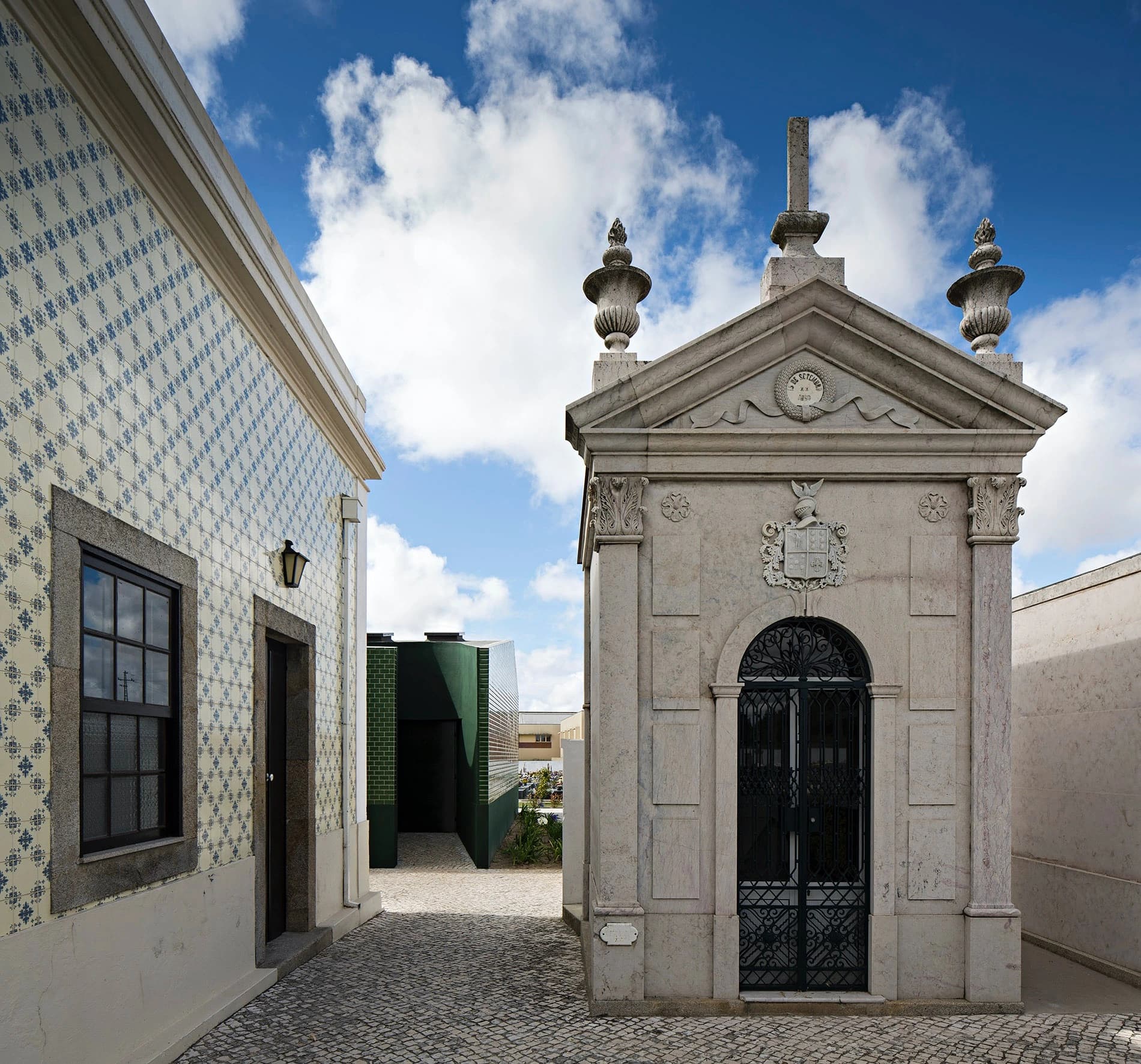 Ílhavo Cemetery Toilet, M2 Senos Architects