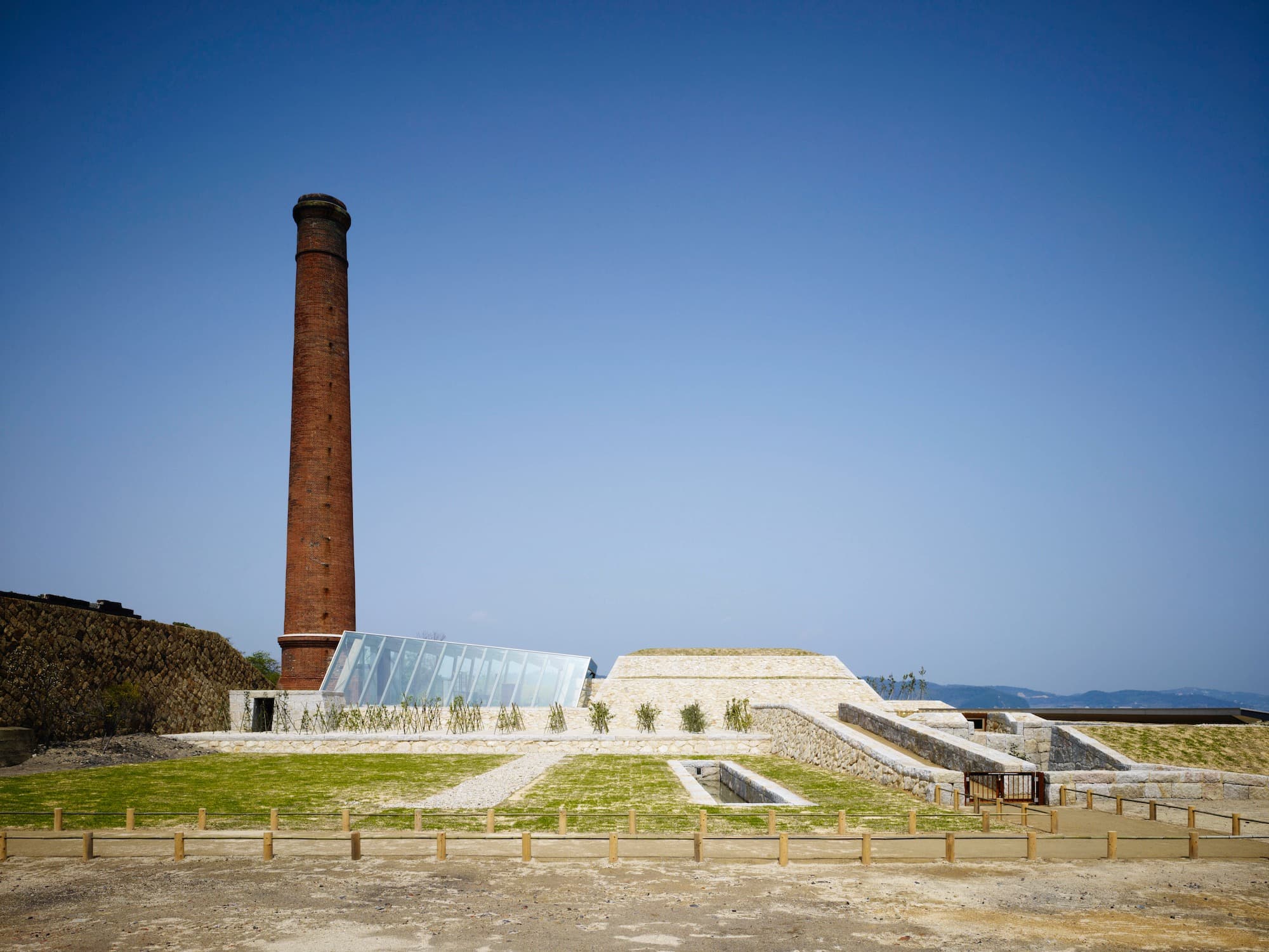 Inujima Seirensho Art Museum, Yukinori Yanagi and Hiroshi Sambuichi