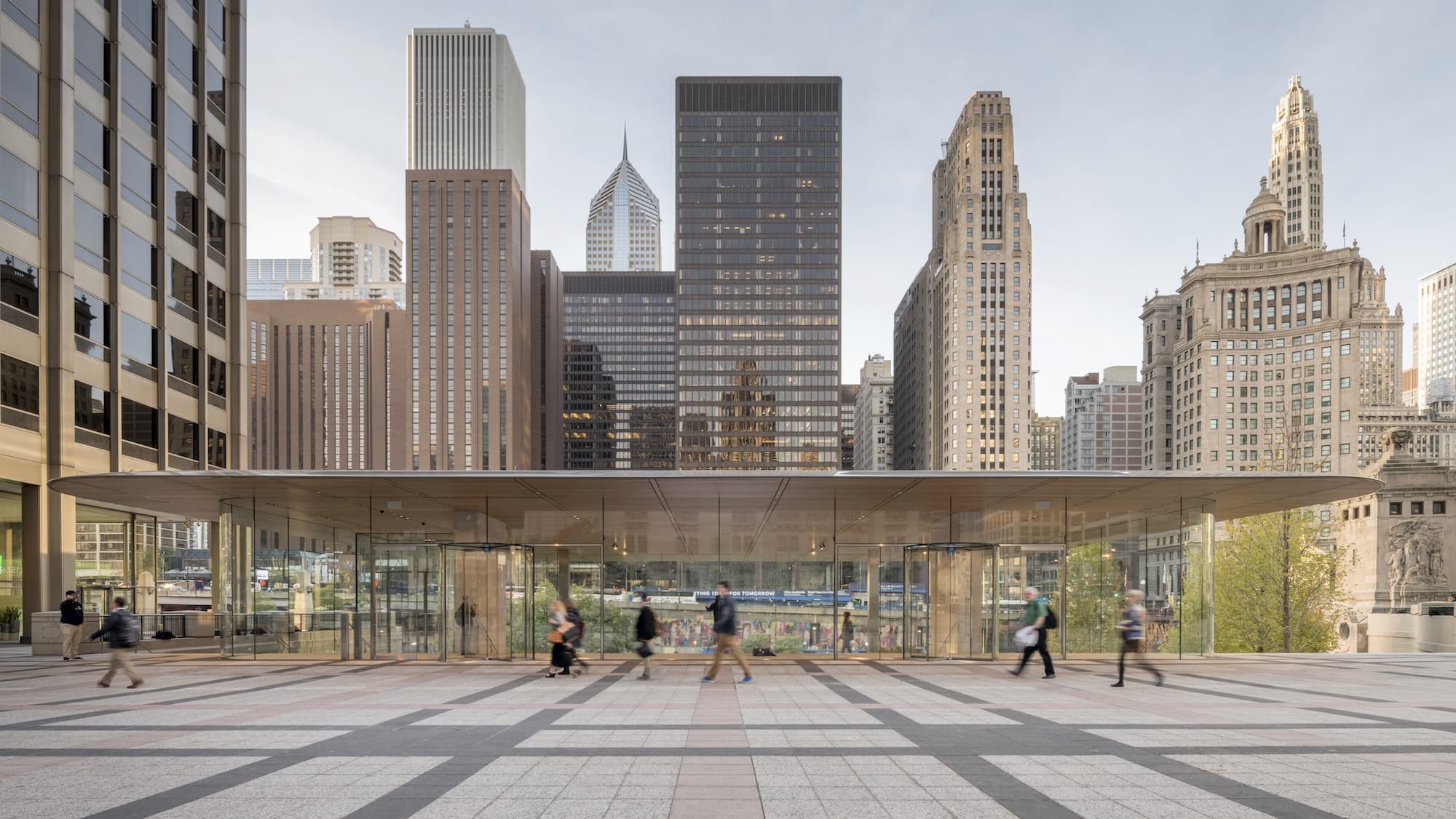 Apple Michigan Avenue, Foster + Partners