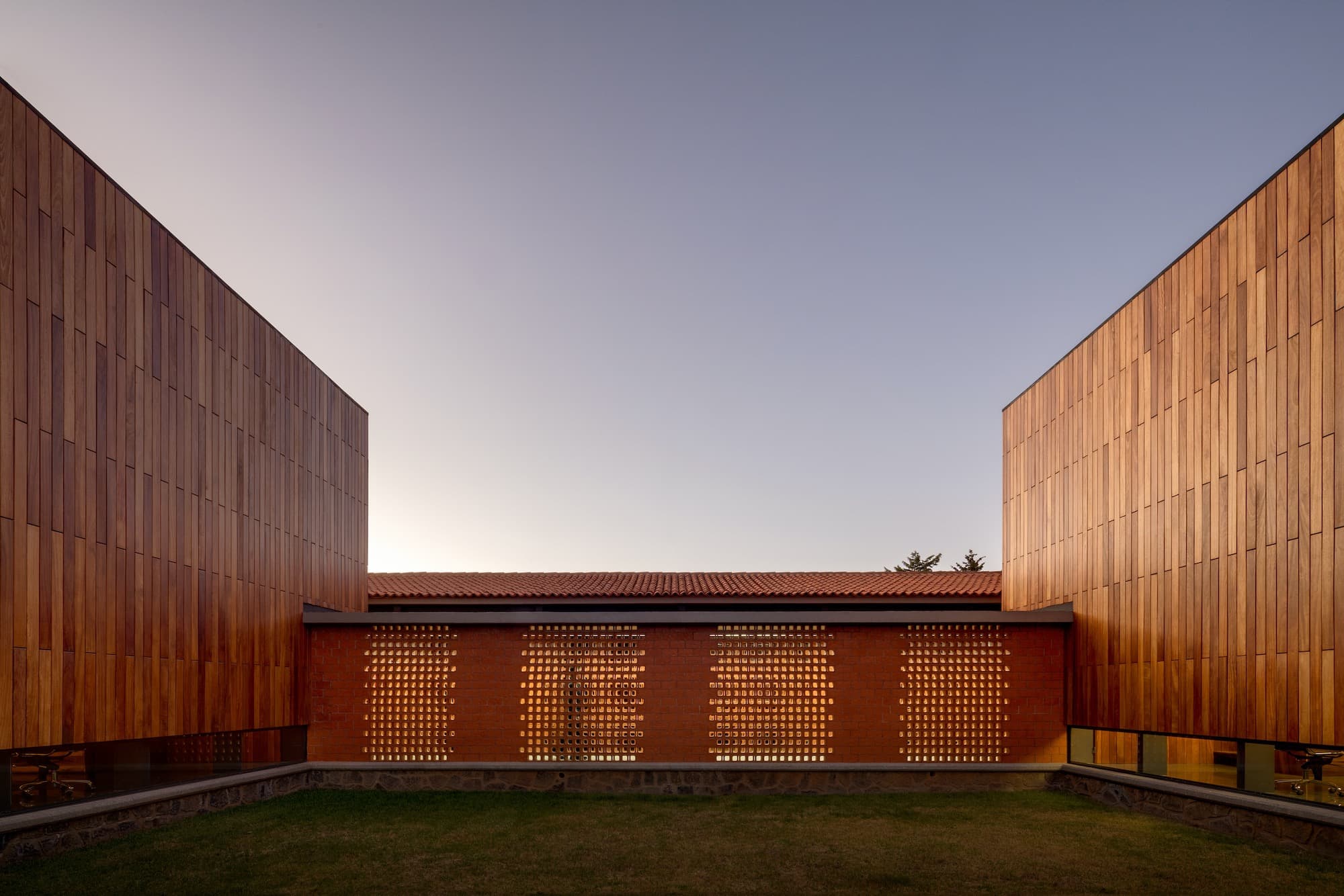 Criminal Courts, TALLER