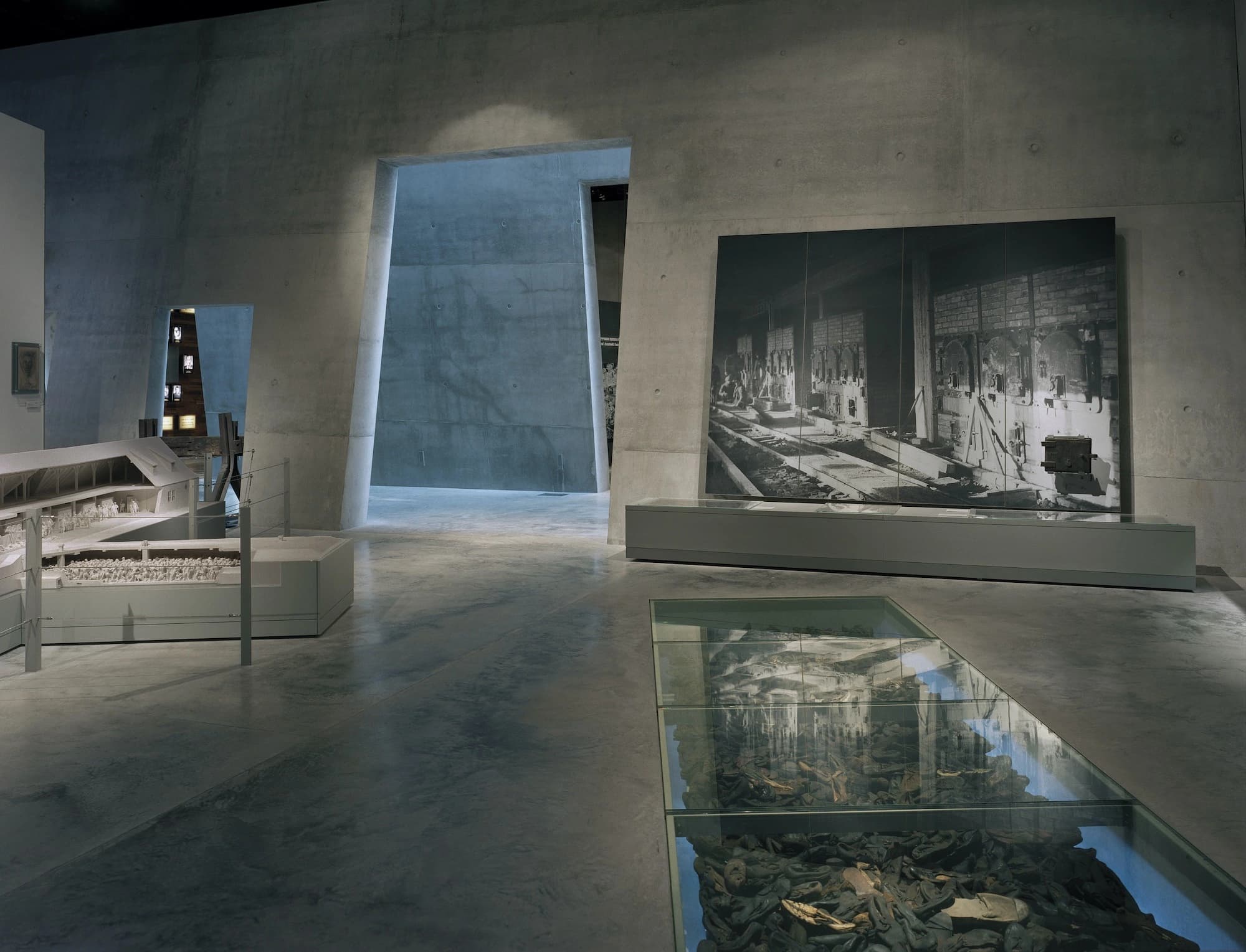 Yad Vashem, Moshe Safdie Architects