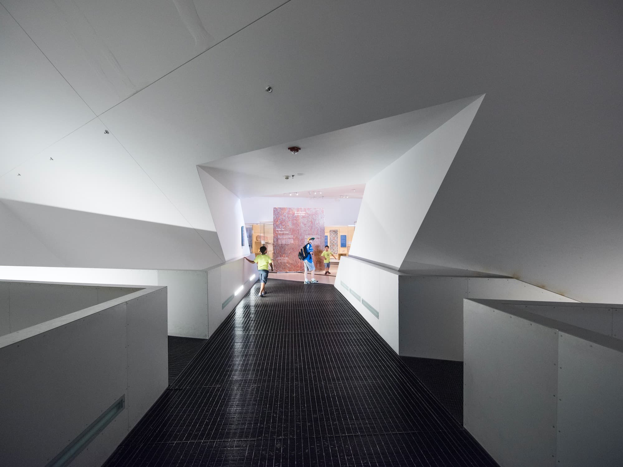 Royal Ontario Museum, Studio Daniel Libeskind