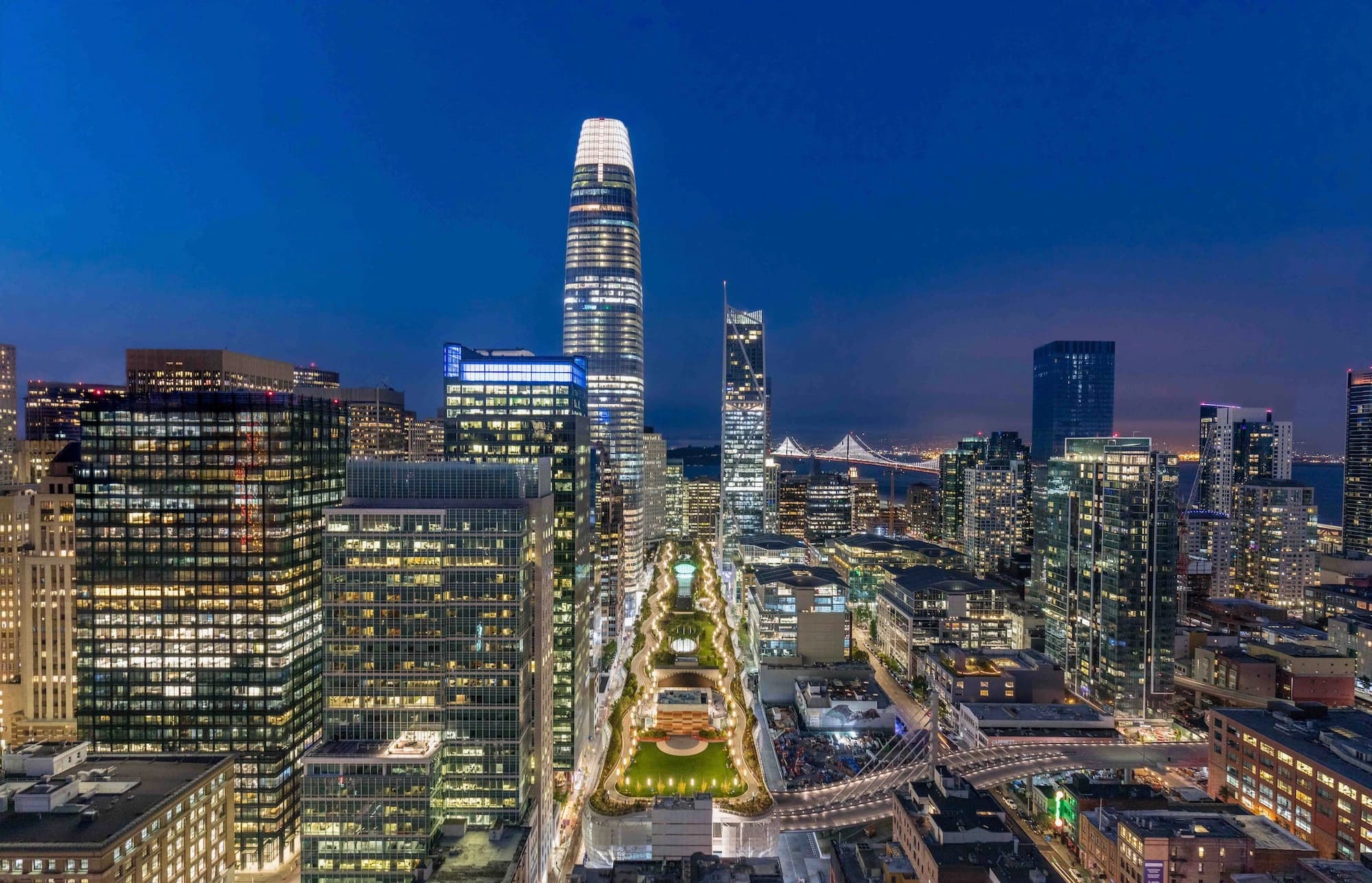 Salesforce Tower, Pelli Clarke Pelli Architects