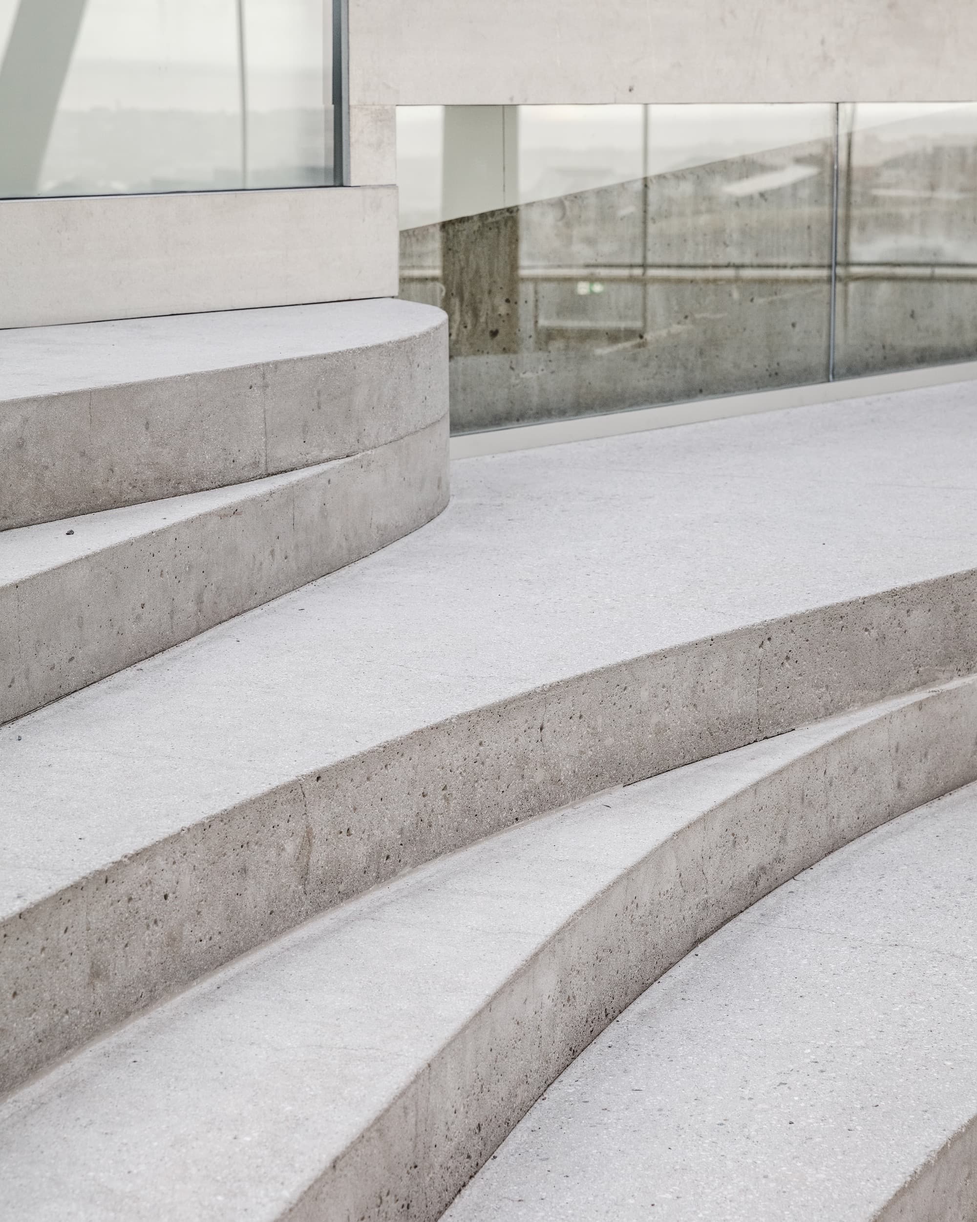 Glasir Education Center, BIG