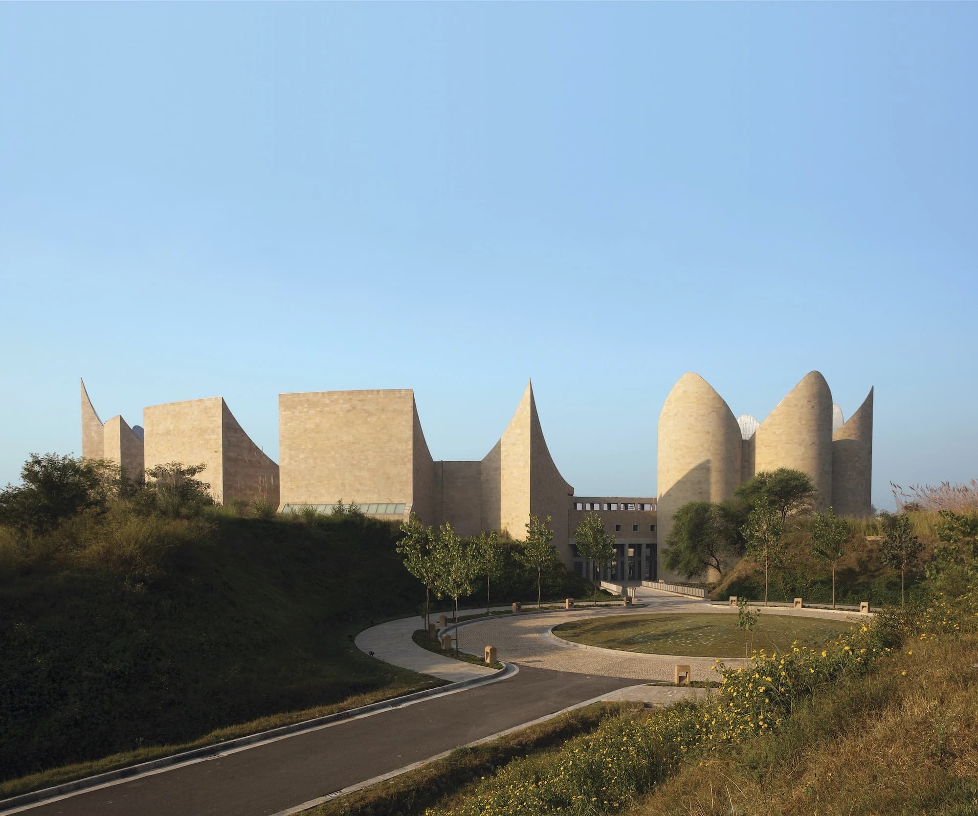 Khalsa Heritage Memorial Complex, Safdie Architects