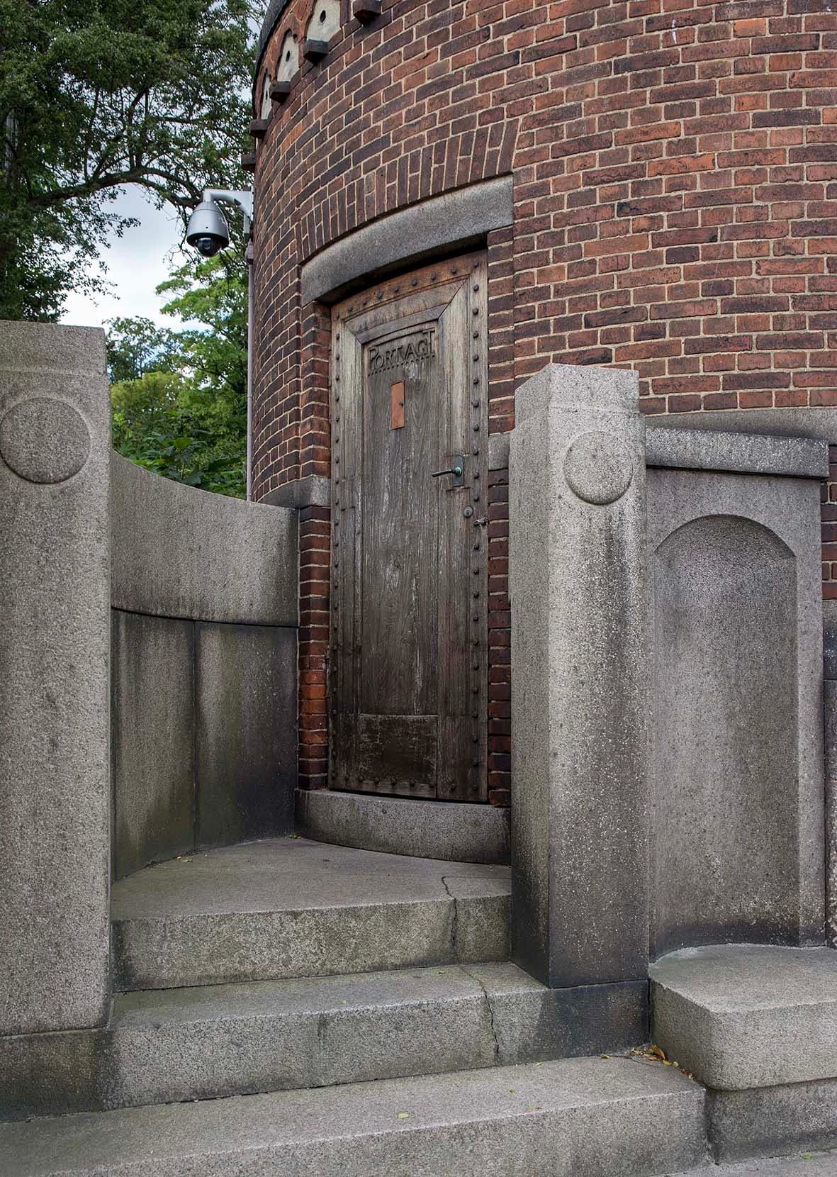 Gærtårnets granittrappe