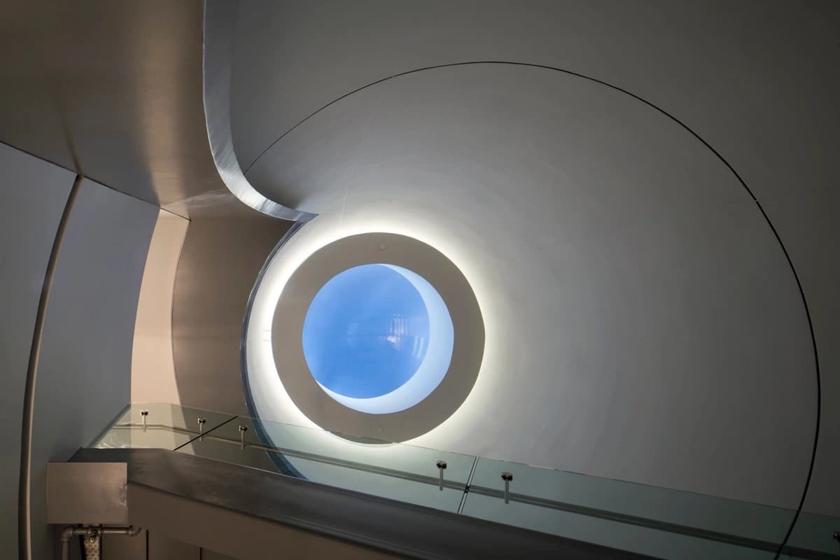 Taubman Complex, Morphosis