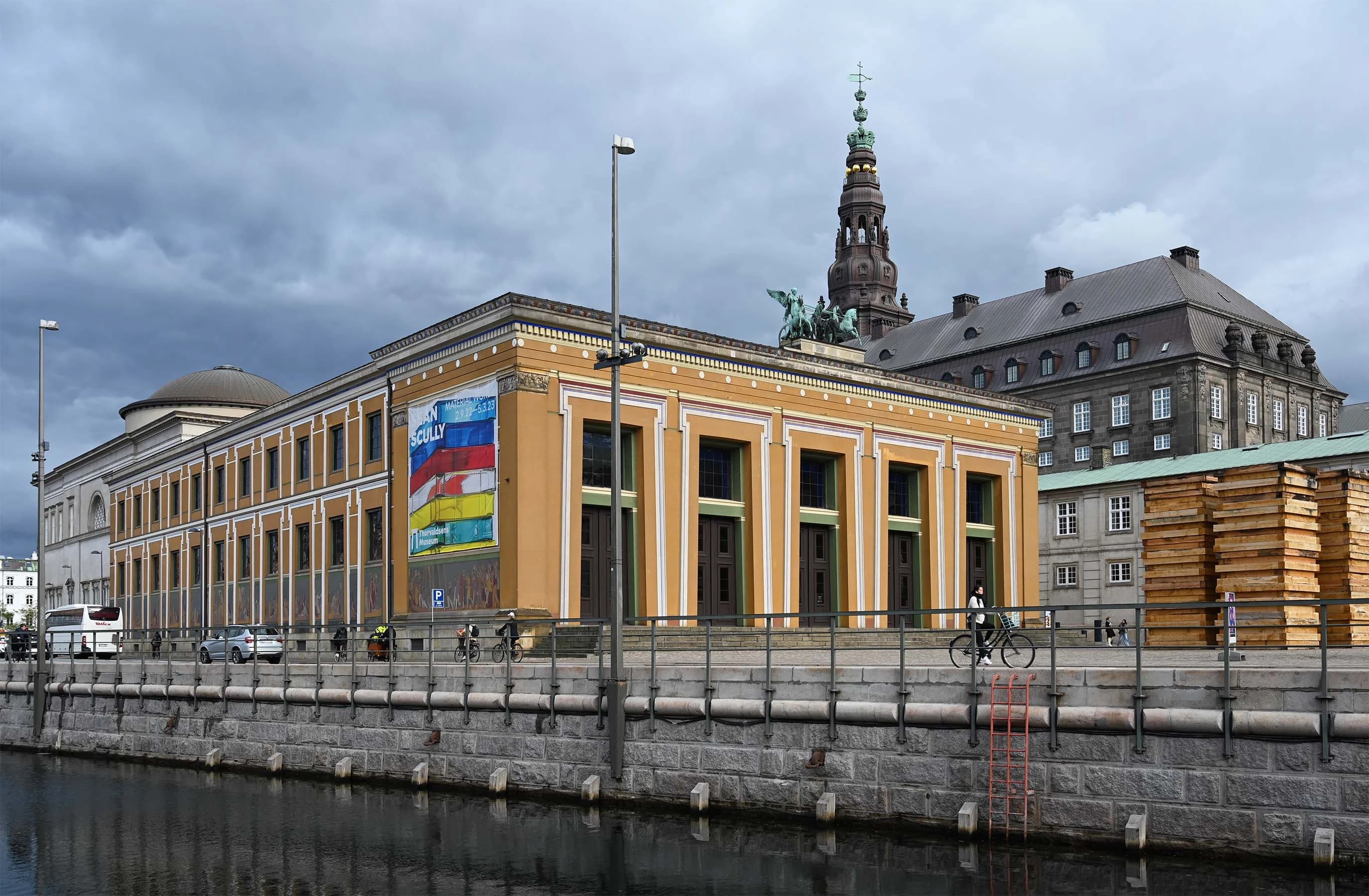 Thorvaldsens Museum set fra Gammel Strand