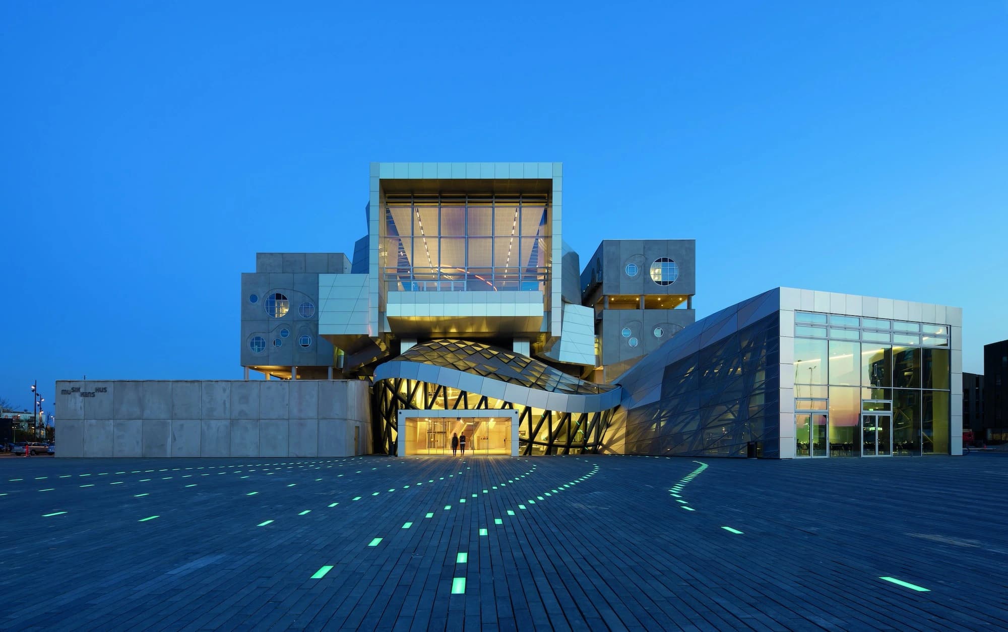 House of Music, Coop Himmelb(l)au