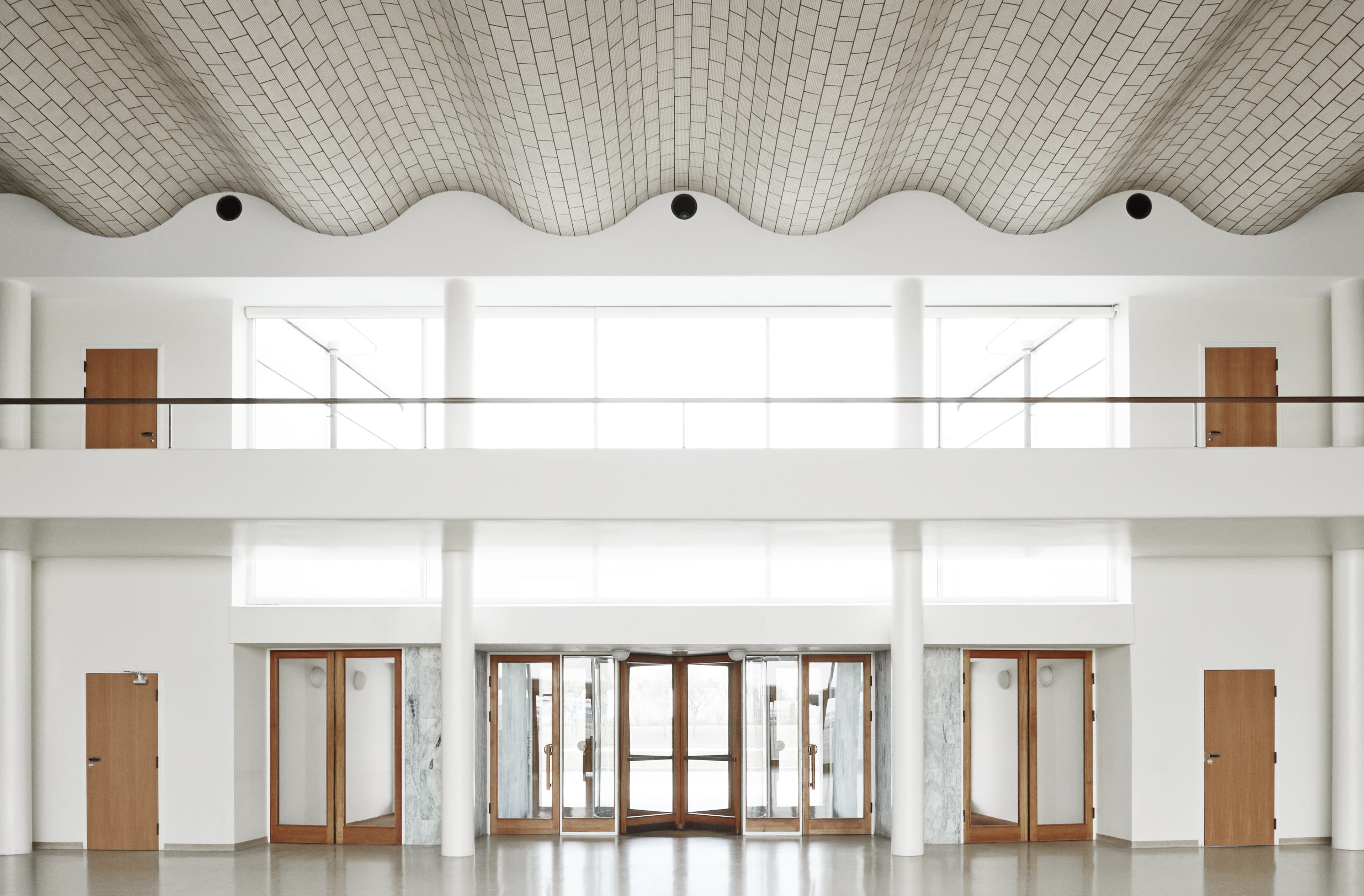 Indvendigt indgangsparti i Vilhelm Lauritzen Terminalen