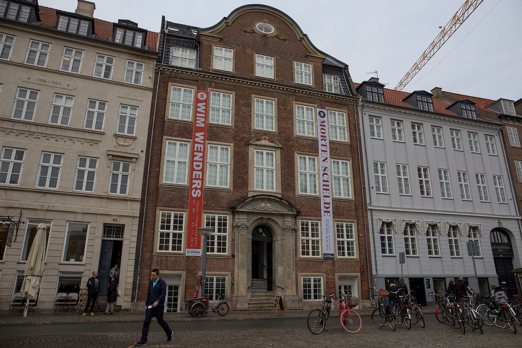 Facade på kunstforeningen Gammel Strand