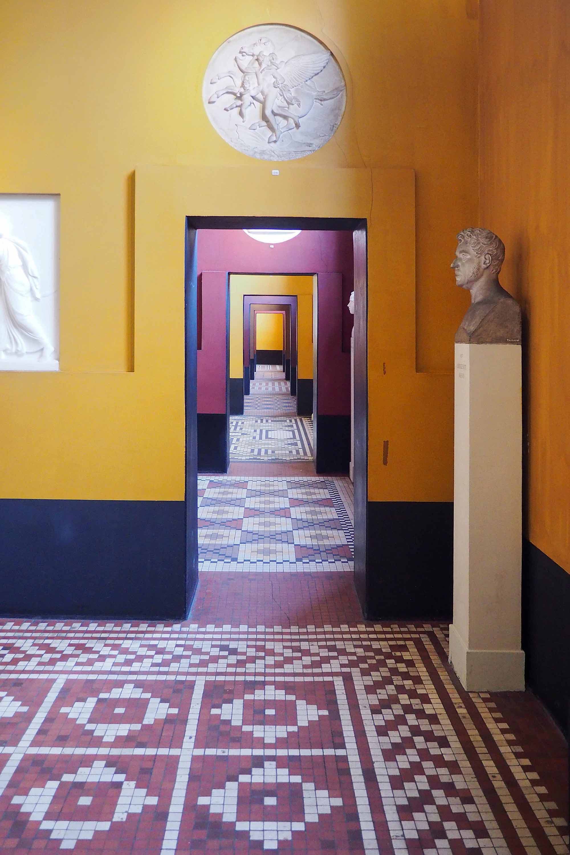 Thorvaldsens Museeums gange set indefra