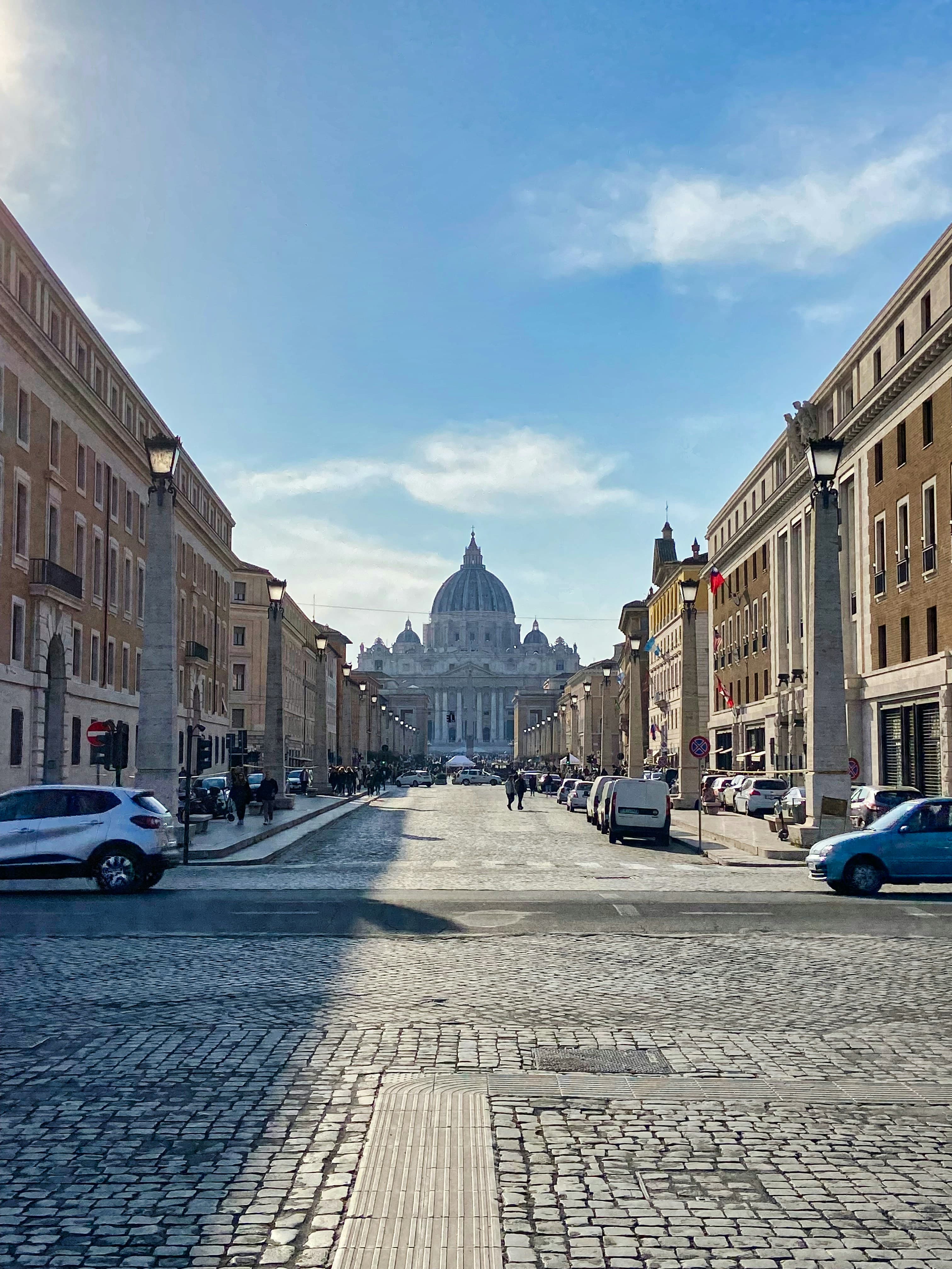 Peterskirken set udefra