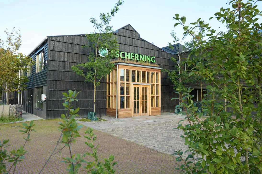 Tscherninghuset set udefra