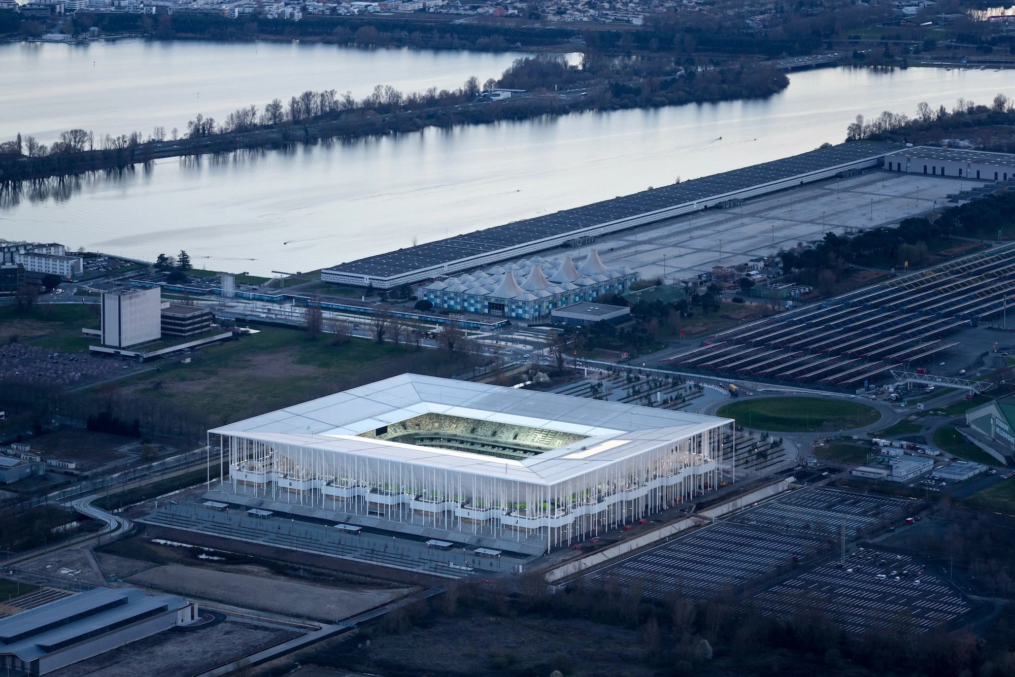 Stade de Bordeaux, Herzog & de Meuron