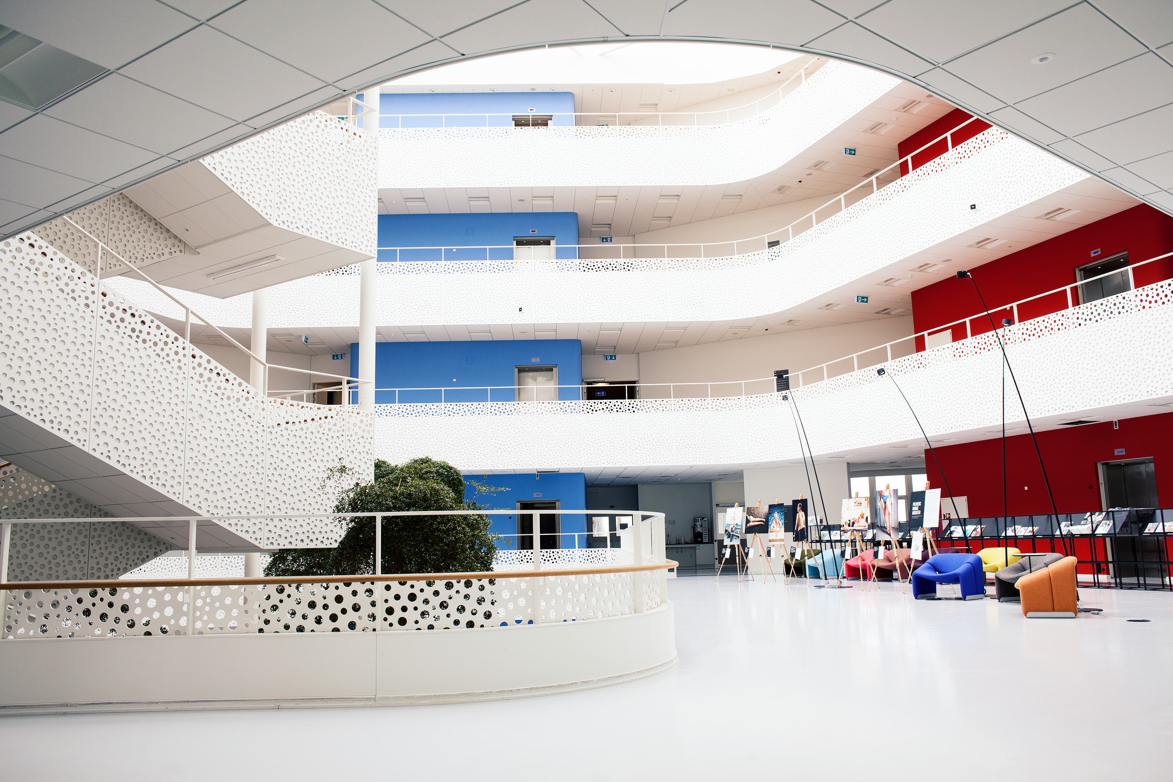 Atrium i Handicaporganisationernes Hus